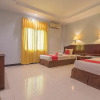 Отель RedDoorz Syariah @ Grand Taufiq Tarakan, фото 17