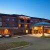 Отель Courtyard by Marriott West Orange, фото 1