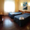 Отель Hostal Ezequiel, фото 2