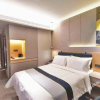 Отель Home Inn Selected Hotel (Wuyi Plaza, Qiyi Road, Zhoukou, фото 4