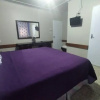 Отель Entire 6-bedroom Villa Free Parking With Fast Wifi, фото 3