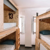 Отель Deck Lodge - Hostel, фото 46