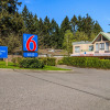 Отель Motel 6 Surrey, BC, фото 14