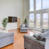 Отель Downtown Houston Townhome w/ City Views!, фото 2