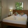 Отель Atoll Close Port Douglas Holiday House, фото 17