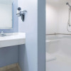 Отель Microtel Inn & Suites by Wyndham Kansas City Airport, фото 8