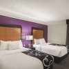 Отель La Quinta Inn & Suites by Wyndham Phoenix Scottsdale, фото 6