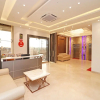 Отель OYO 12464 Hotel C Pearls, фото 12
