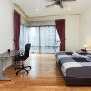 Отель Family Friendly 3br, 5 Mins From KL Tower & Klcc, фото 6