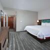 Отель Hampton Inn & Suites Charlotte North I 485, фото 5