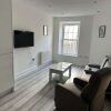 Отель Inviting 1-bed Apartment in Walton on the Naze, фото 3