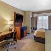 Отель Comfort Suites Marshall, фото 38