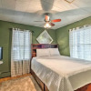 Отель Stylish Suburban Getaway, 10 Miles to Royal Mtn!, фото 9