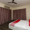 Отель OYO 17007 Rising Inn, фото 7