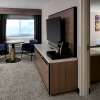 Отель Hampton Inn Newark Airport, фото 4