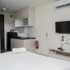 Отель Warm And Cozy Studio Bintaro Icon Apartment, фото 8
