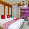 Отель OYO 91525 Hotel Bugisan, фото 2