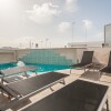 Отель Sevilla Alquila Suites Jardines de Murillo con piscina climatizada, фото 15