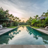 Отель Marika Sawah 2 Villas-11Bedroom Private Pool, фото 14