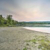 Отель Cozy Stockbridge Cabin - Walk to Beach & Lake!, фото 12