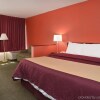 Отель Econo Lodge Inn and Suites, фото 19