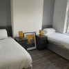 Отель Gateway Mews Wv1 Stays 5beds Parking Long Stay Discounts, фото 3