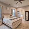 Отель Sedona Retreat w/ Patio, Bar & Swim Spa!, фото 6