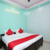 Отель OYO 28172 Hotel Golden Palace, фото 5