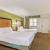 Отель La Quinta Inn by Wyndham Orlando Airport West, фото 7