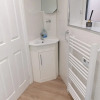 Отель Modern 1 bed Apartment, 10 Mins to Leeds City Cent, фото 10