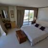 Отель Super 3 Bedroom Villa With Amazing Ocean Views, фото 4