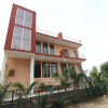 Отель OYO 22015 Hotel Lakshya Palace, фото 1