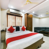 Отель OYO 5485 Hotel Wellfare Marina, фото 13