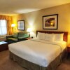 Отель La Quinta Inn & Suites Appleton College Avenue, фото 20