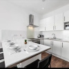 Отель Captivating 1-bed Apartment 15 min to Londonbridge, фото 8