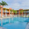 Отель Americas Best Value Inn Sarasota Downtown, фото 15