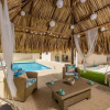 Отель Cozy 3br2ba Great Location w Private Pool Patio, фото 16