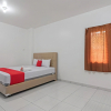 Отель RedDoorz near Mall Ramayana Rapak Balikpapan, фото 1