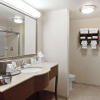 Отель Hampton Inn & Suites Oakland Airport-Alameda, фото 8