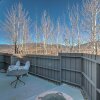 Отель 5-star Finishings Townhome. Minutes From World Class Ski Resorts, Hot Tub 4 Bedroom Home by RedAwnin, фото 24