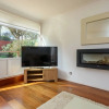 Отель Corrin - Chic 1 Bedroom Apartment, фото 19