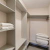 Гостиница OGNI Apartments (ОГНИ Апартментс) на проспекте Партизанский 45В, фото 10