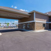 Отель Econo Lodge Inn & Suites North Little Rock near Riverfront, фото 9