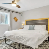 Отель Highliner Hotel: Ground Floor King Suite 110, фото 2