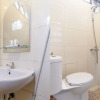 Отель OYO 1632 1000 House Syariah, фото 10
