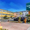 Отель Vagabond Inn Convention Center Long Beach в Лонг-Биче