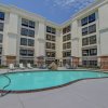 Отель Hampton Inn San Diego-Kearny Mesa, фото 31