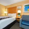 Отель La Quinta Inn & Suites by Wyndham Deerfield Beach I-95, фото 24