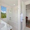 Отель Stone's Throw - Unbeatable Location, Lovely Modern Interior, фото 13