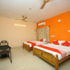 Отель OYO 15517 Kms House, фото 13